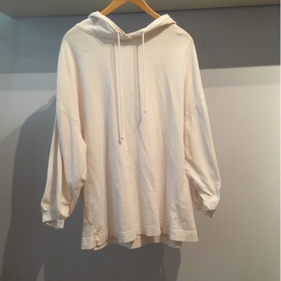 Urban Outfitters Sweaters - 🌹4/$16 or 5/$20🌹URBAN O Oversized hoodie